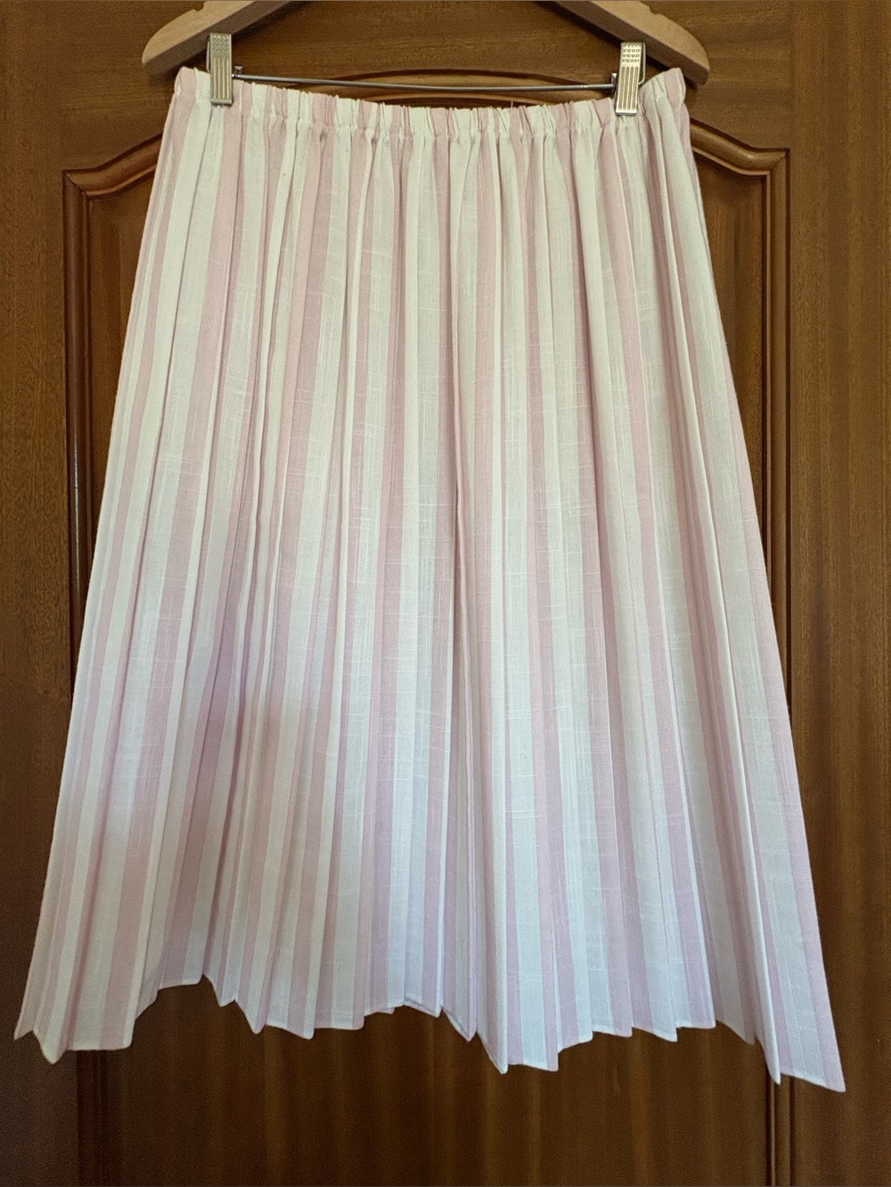 VINTAGE - Pleated Pink Striped Women's Skirt - (Size Large)